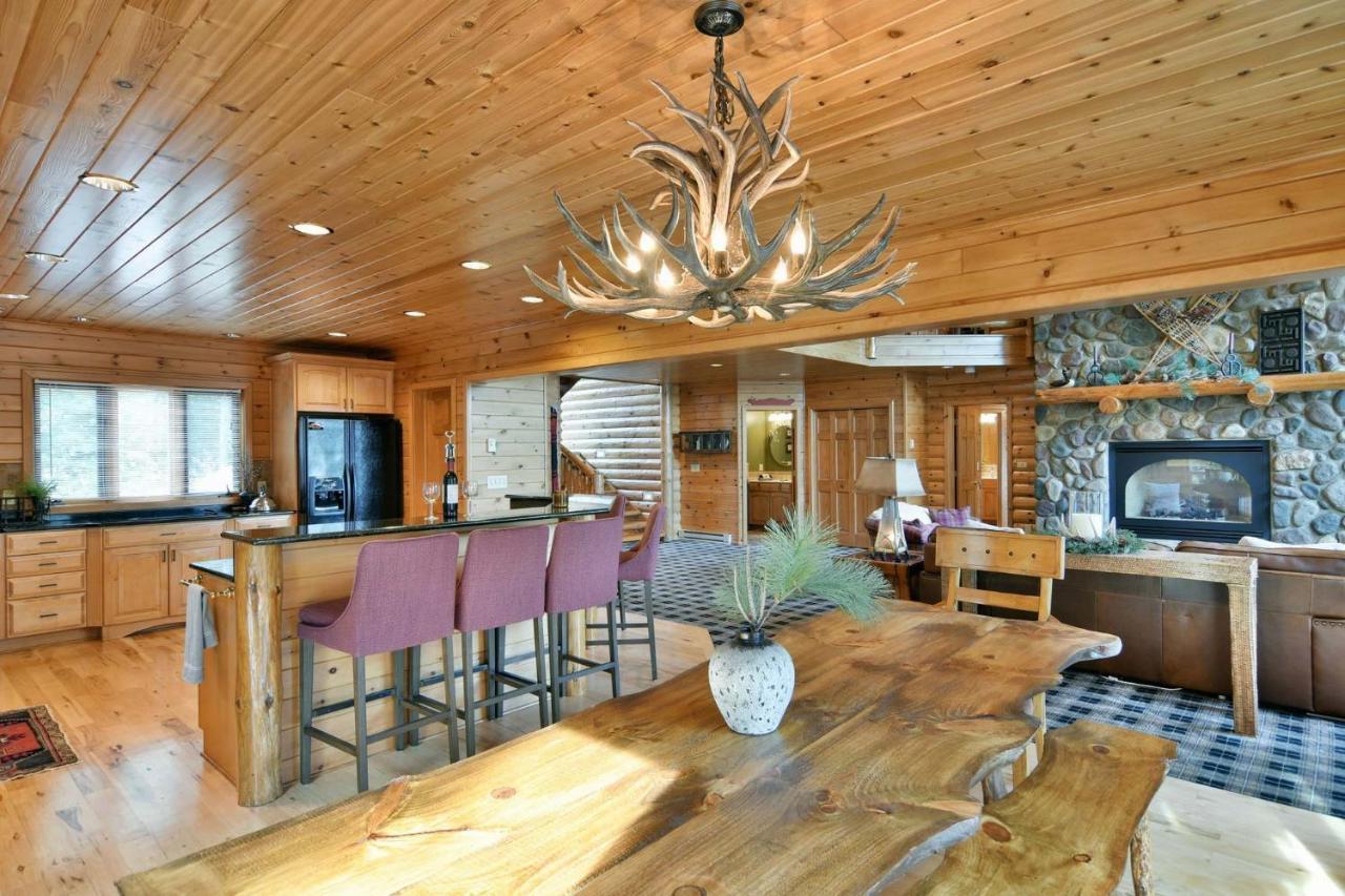 Majestic Moose Lodge Home Cable Ngoại thất bức ảnh