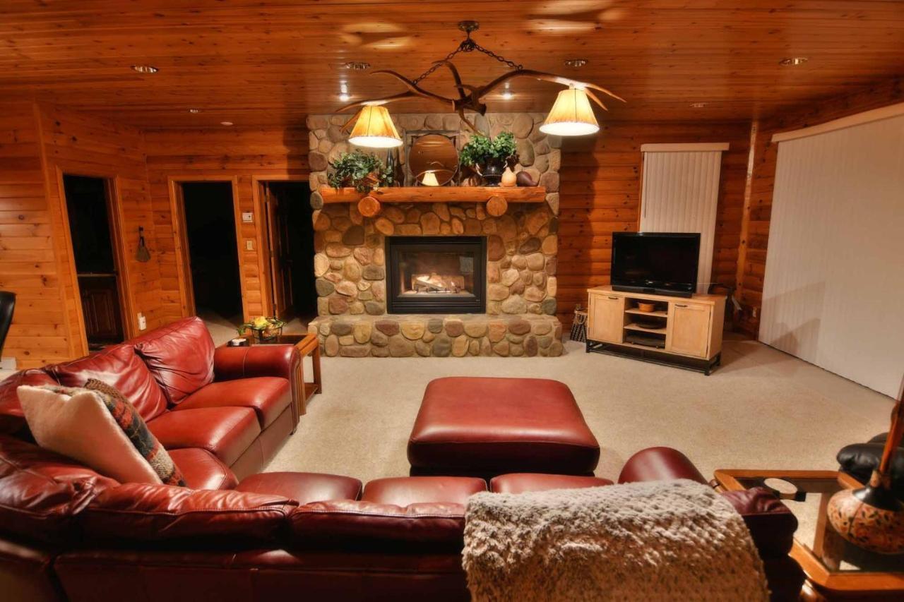 Majestic Moose Lodge Home Cable Ngoại thất bức ảnh