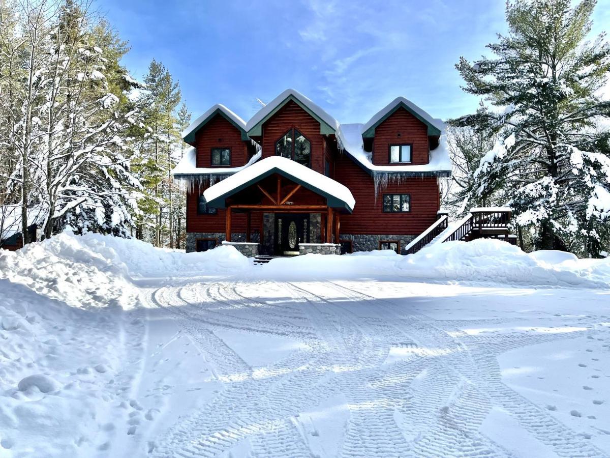 Majestic Moose Lodge Home Cable Ngoại thất bức ảnh